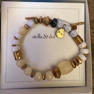 Stella and Dot Anda Intention Bracelet Strength